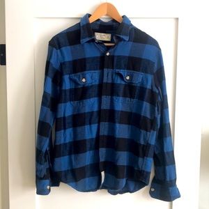 Abercrombie flannel Worn only once for photoshoot!